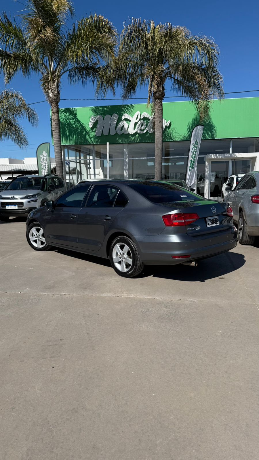 VOLKSWAGEN - VENTO 2.5 - MANUAL - 2016